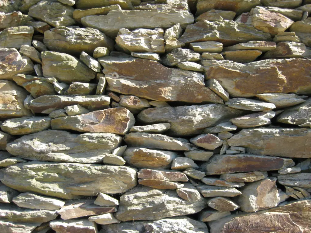 Typical Douro Valley schist wall - stones are softer and smaller stones keep soil in place.
