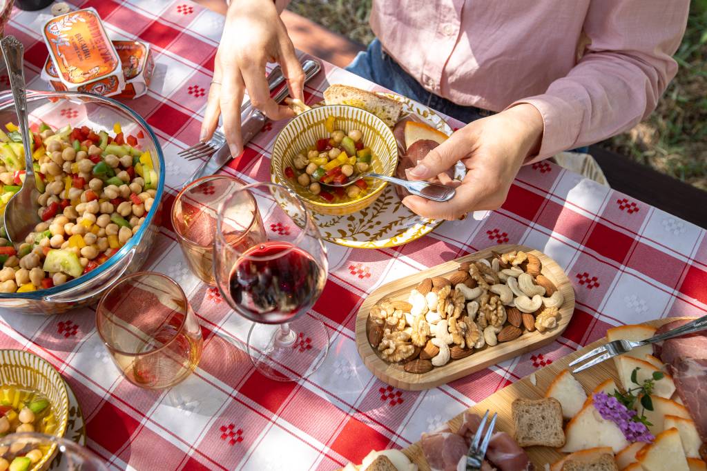 Gourmet Wine Picnic